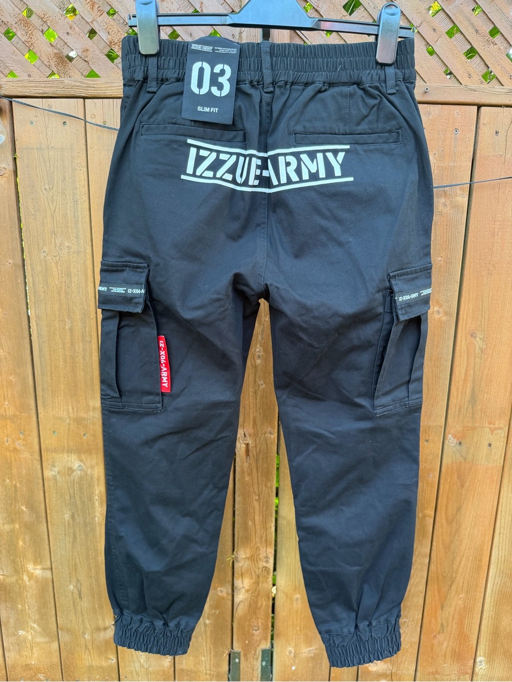 IZZUE ARMY Black Unisex Cargo Joggers